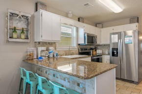 200 yds to private gated beach access- 3BR-2BA- quiet location in the heart of Destin!